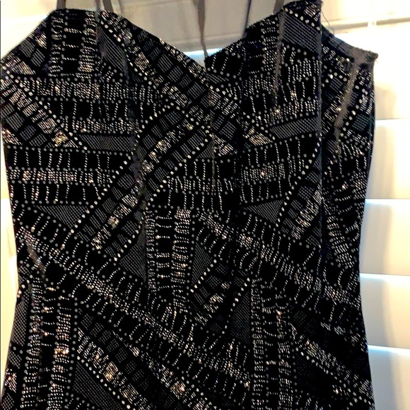 Dress - Picture 2 of 4